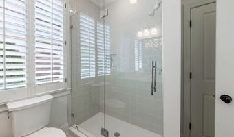 9018 Riverbend Mnr, Alpharetta, GA 30022