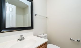 1010 Mica Lamp Ct, Apex, NC 27502