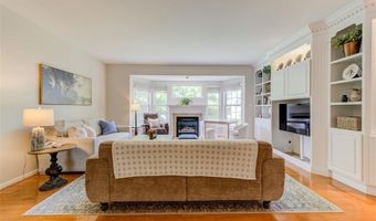 2505 Cassandra Marie Dr, Ballwin, MO 63021
