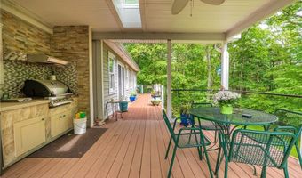 789 Natick Ave, Cranston, RI 02921