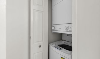 4801 FAIRMONT Ave 909, Bethesda, MD 20814