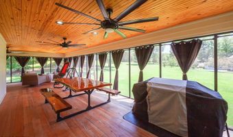 435 Bradley Ln, Bath Springs, TN 38311