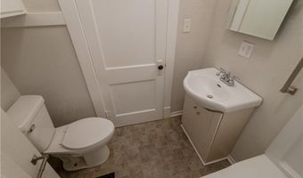 1520 S 7th St, Atchison, KS 66002