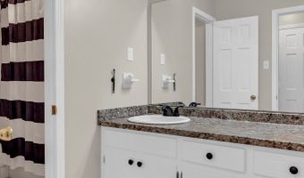 3301 WESTGATE Dr, Albany, GA 31707