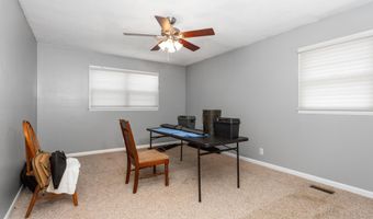 890 KELLY LYNN Dr, Anniston, AL 36207