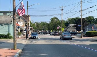 19 Remington St, Warwick, RI 02888