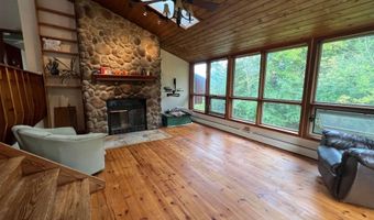 30 Castle Point Rd, Athens, NY 12015