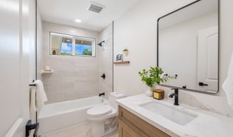 61-286 Kamehameha Hwy, Haleiwa, HI 96712