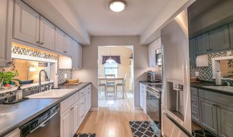 201 Creek Ct, Absecon, NJ 08201