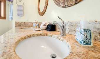 1950 BEACH LOOP Dr SW, Bandon, OR 97411