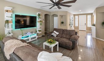 10909 W CHASE Ln, Avondale, AZ 85323