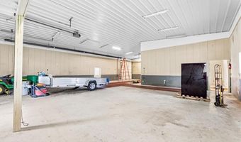 601 E 3rd St, Adrian, MO 64720