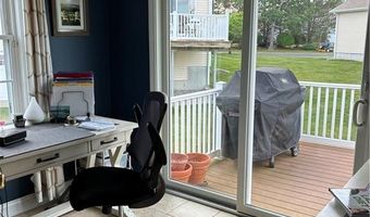 32 Sweet Pea Dr, Cranston, RI 02920