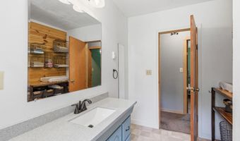 5209 S County Road D, Afton, WI 53501