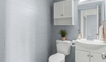 111 KAHULUI BEACH Rd D328, Kahului, HI 96732