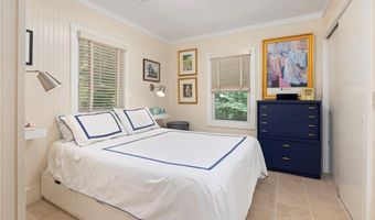 96 Steamboat St, Jamestown, RI 02835