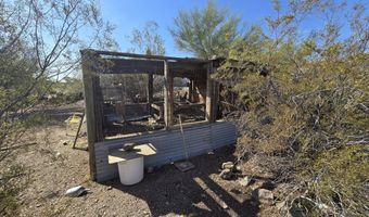 42565 La Posa Rd, Bouse, AZ 85325