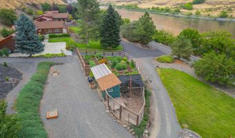 14286 Snake River Rd, Asotin, WA 99402