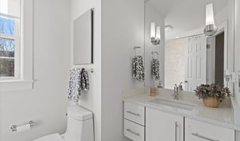 3361 S WAKEFIELD St B1, Arlington, VA 22206