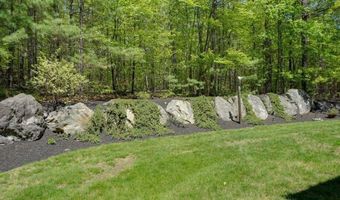 11 Quail Run, Bolton, MA 01740
