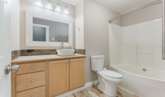 14580 SW MAGPIE Ln 203, Beaverton, OR 97007