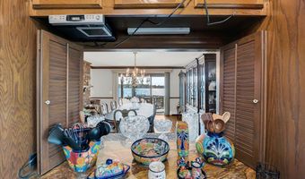 523 Lathrop Ave, Algonac, MI 48001