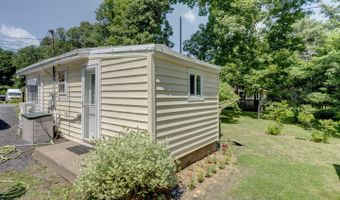 349 Walnut Trl, Coventry, CT 06238
