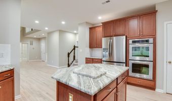 19925 HAZELTINE Pl, Ashburn, VA 20147