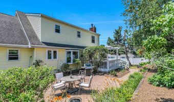 36 E Lincoln Ave, Atlantic Highlands, NJ 07716