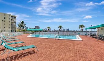 2905 Point East Dr L514, Aventura, FL 33160
