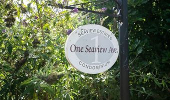 1 Seaview Ave 4, Newport, RI 02840