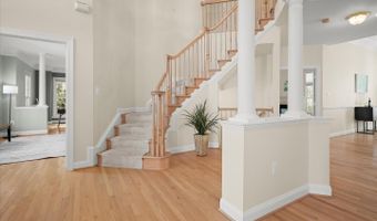 16907 HARBOUR TOWN Dr, Ashton, MD 20861