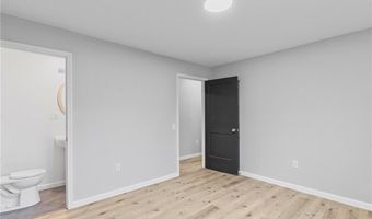 1105 Pearl St, Austin, IN 47102