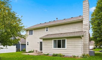 1209 8th Ave SE, Altoona, IA 50009