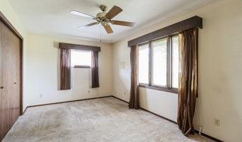 2907 Northwood Dr, Ames, IA 50010