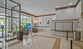 5301 WESTBARD Cir 328, Bethesda, MD 20816