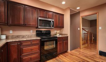 800 EVERGLADE Dr, Cheyenne, WY 82001
