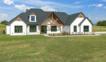108 Bear Cat Ct, Alvord, TX 76225