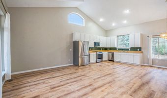 5660 Versailles Ave, Ann Arbor, MI 48103