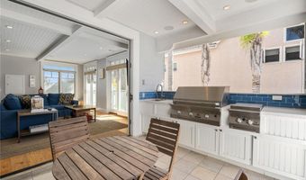 2677 Garfield St, Carlsbad, CA 92008