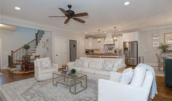 2209 N DONAHUE Dr, Auburn, AL 36830