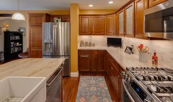 104 Champagne Cir, Campton, NH 03223