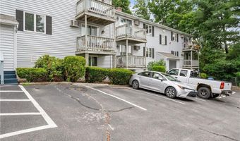 2 Angle St 5, Lincoln, RI 02838