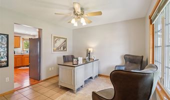 1530 Ashwood Dr, Altoona, IA 50009