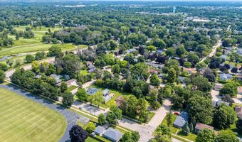 2207 S GREENVIEW St, Appleton, WI 54915