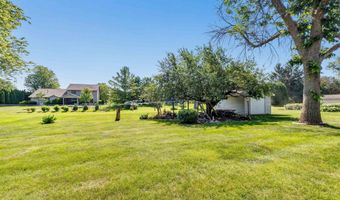 N9598 NOE Road, Appleton, WI 54915