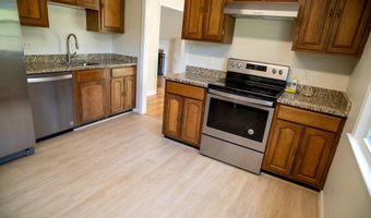 5012 LARNO Dr, Alexandria, VA 22310
