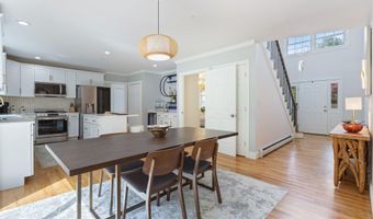 12 Summit Ter, Falmouth, ME 04105