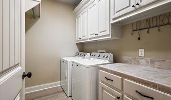 877 Willow Grande Cir, Brandon, MS 39047