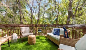 3427 E Dobson Pl, Ann Arbor, MI 48105